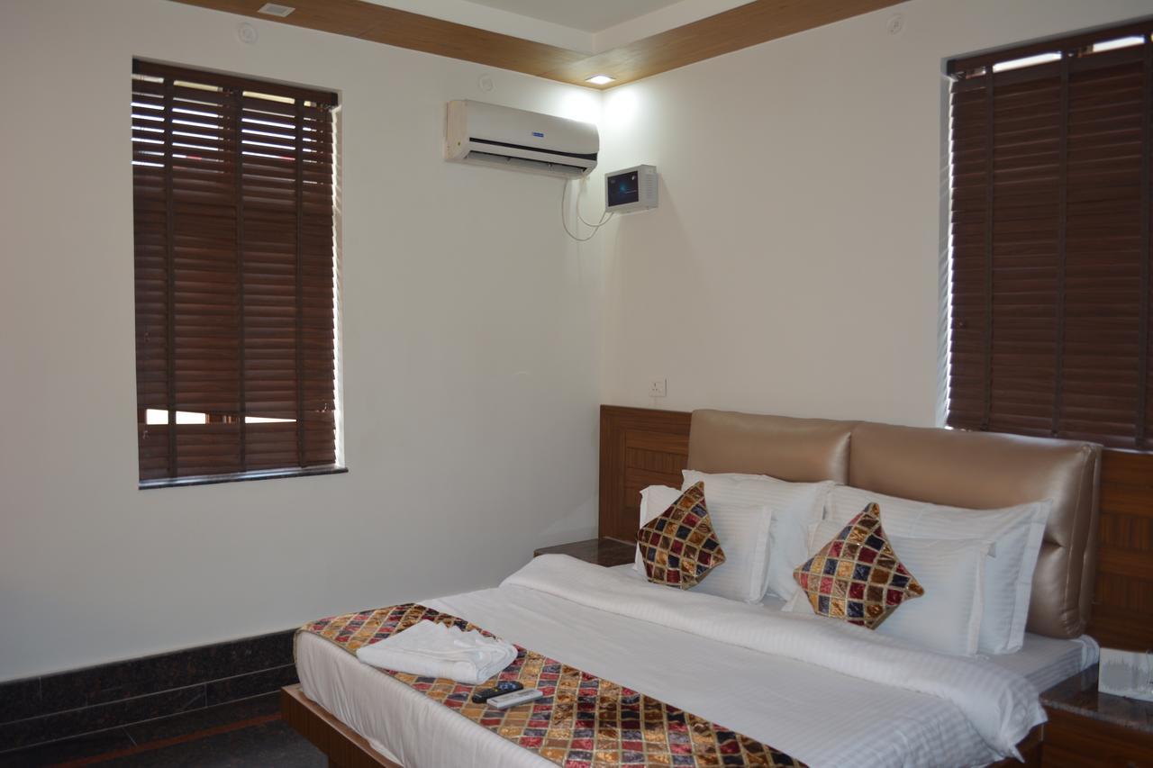 Oyo 10448 Green View Home Stay Деградун Екстер'єр фото