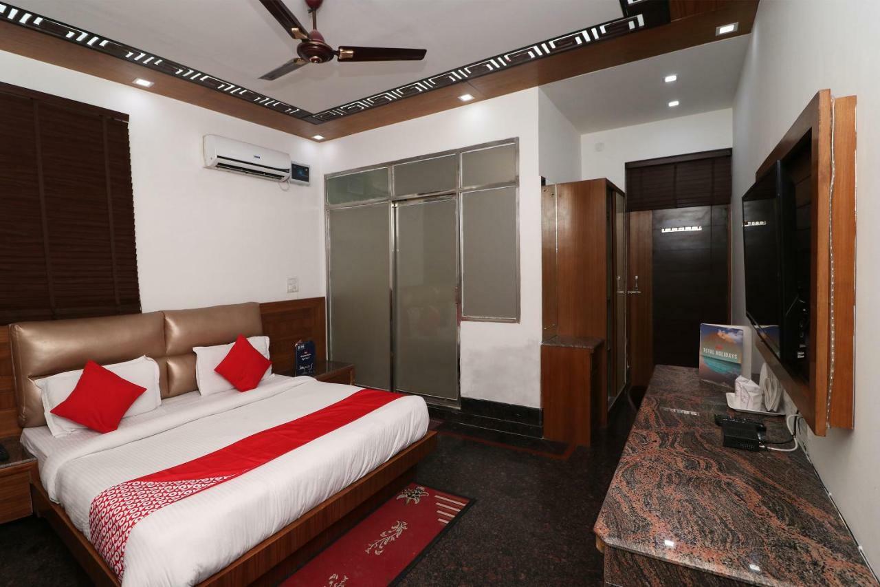 Oyo 10448 Green View Home Stay Деградун Екстер'єр фото