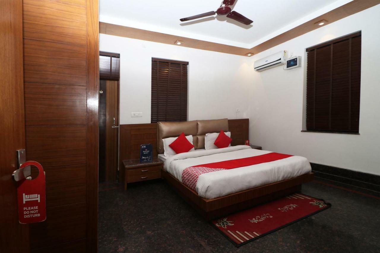 Oyo 10448 Green View Home Stay Деградун Екстер'єр фото